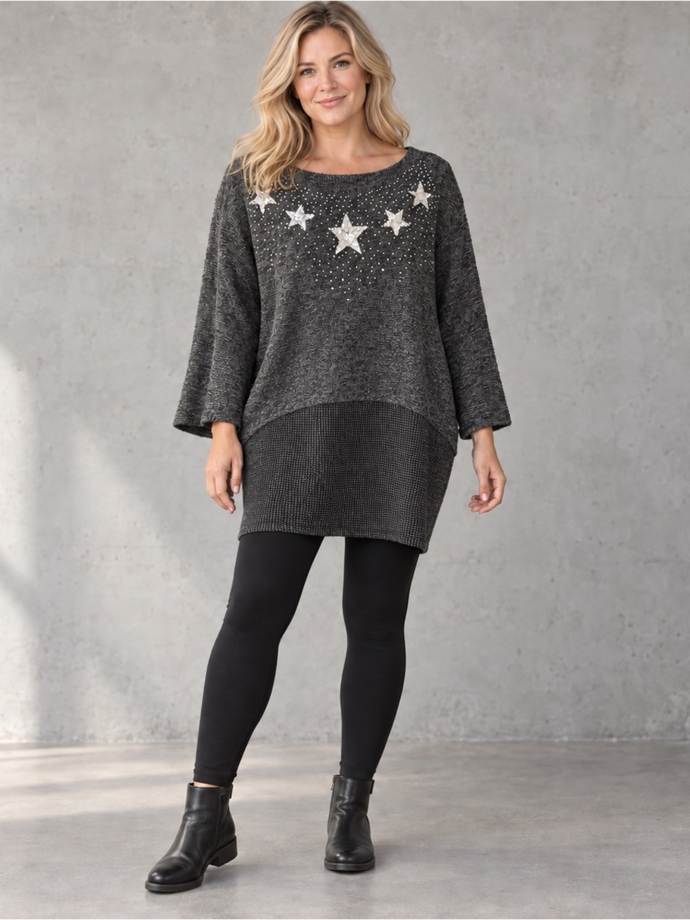 Made in Italy Charcoal Sequin Star Knit Tunic Sweater with pockets L XL